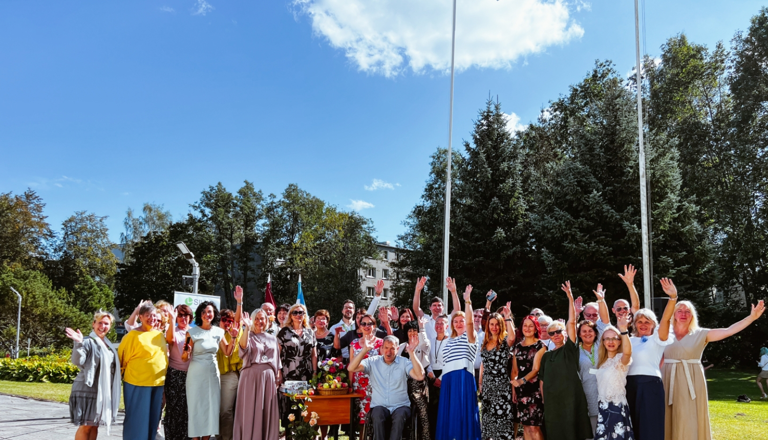 Zinību diena