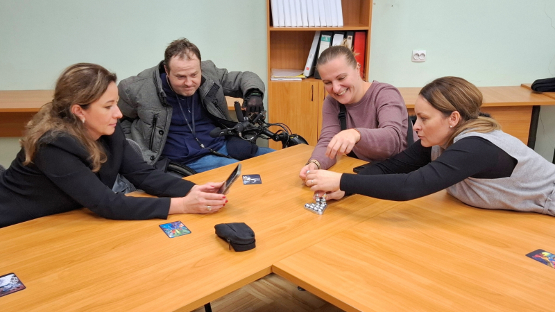 7.	Viesi izmēģina profesionālās rehabilitācijas aktivitāti telpiskajai domāšanai