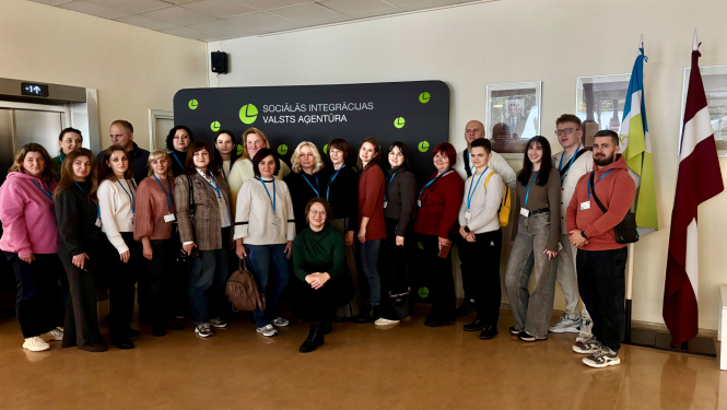 foto ar SIVA un UA speciālistiem