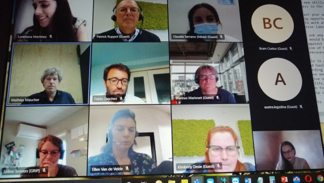 8.jūlija mācību pasākuma dalībnieku kopbilde platformā Zoom