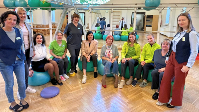 Rehabilitācijas pakalpojumu nodaļa piedalās akcijā "Dažādo kurpju diena"