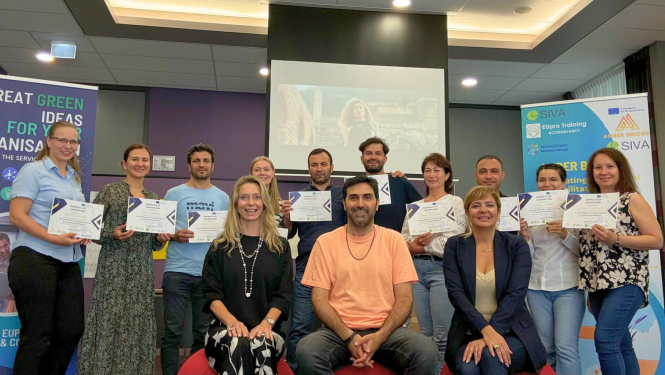 1.	Amber Bridges projekta dalībnieki - organizāciju SIVA, VAGEAD, EUPro pārstāvji